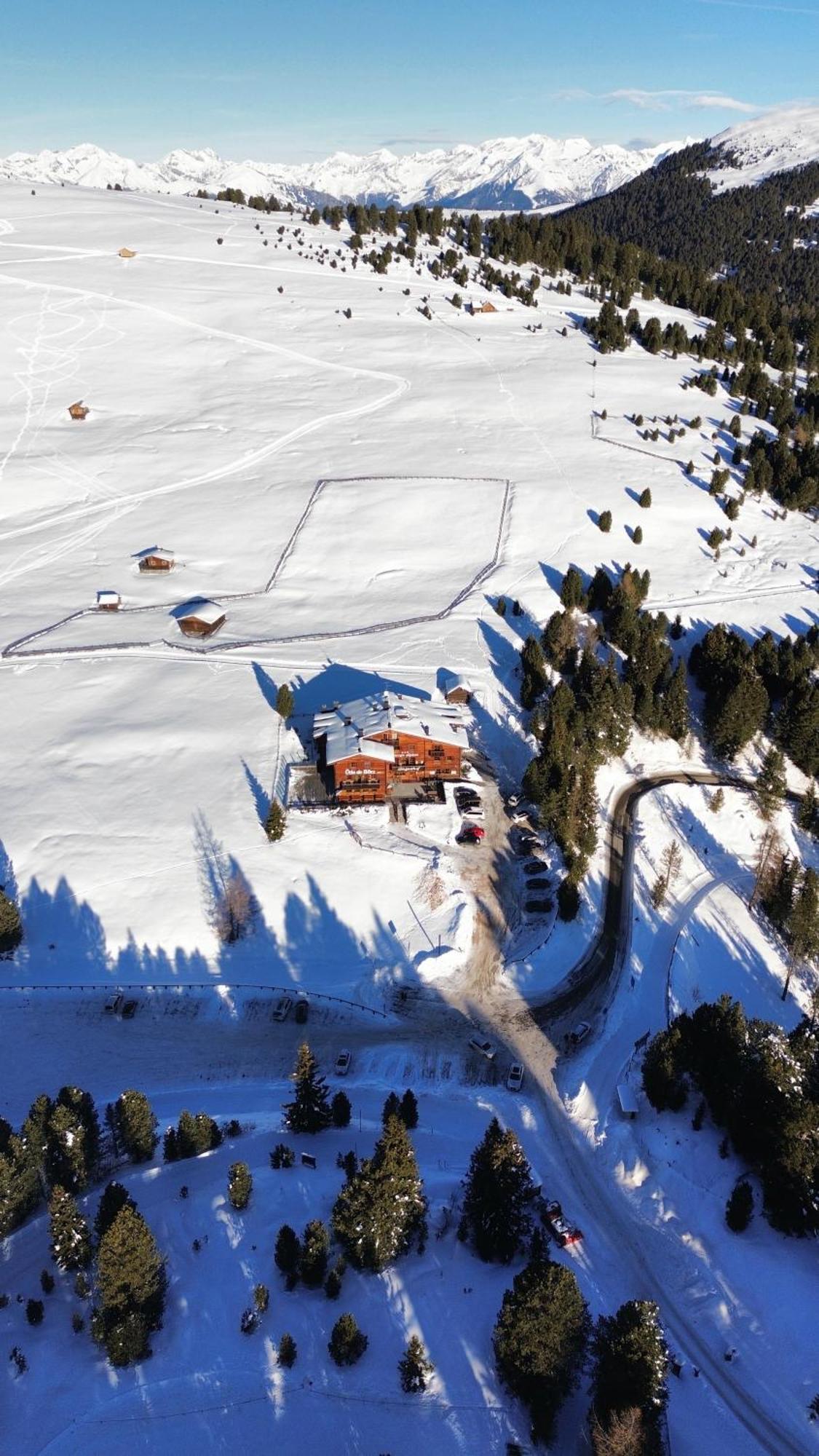 Hotel Uetia De Boerz San Martino in Badia Zewnętrze zdjęcie